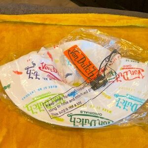 ✨️🩵VON DUTCH white /Multi All Over Logo Bucket Hat NWT🩶🤍💙❤️🩵